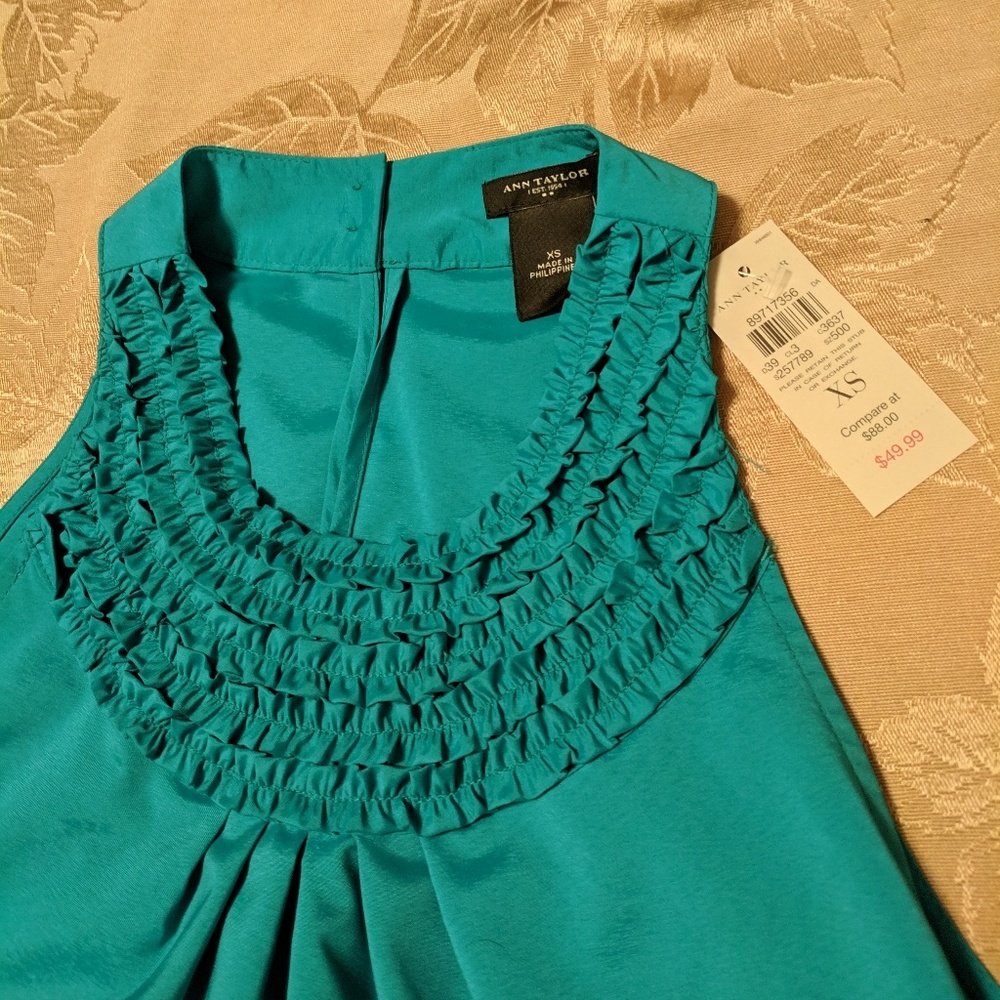 Ann Taylor Sleeveless Teal Top